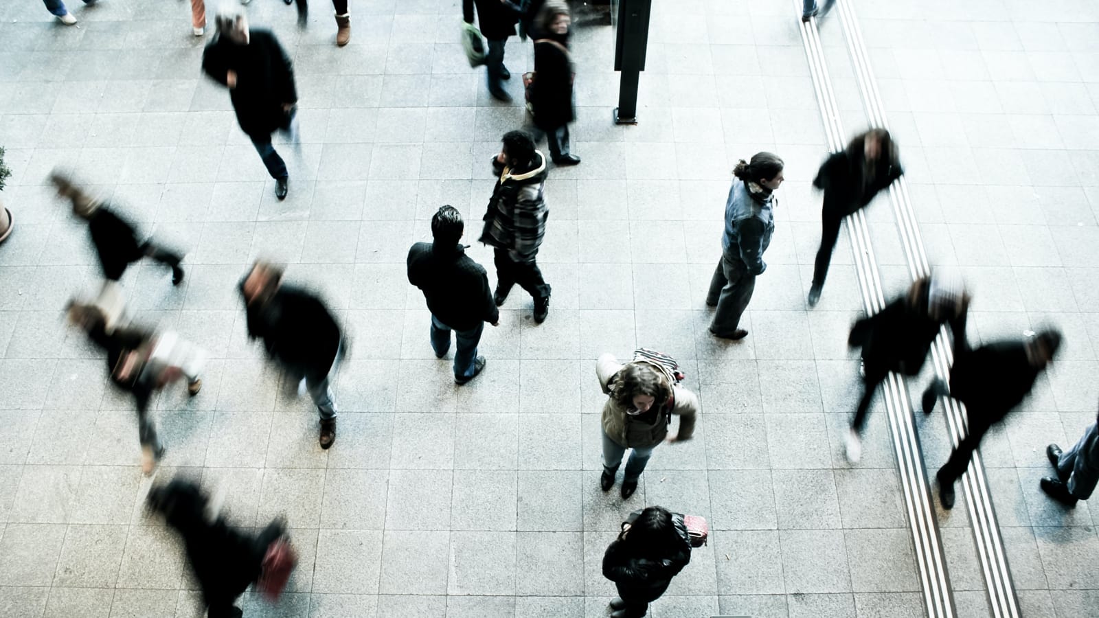 picture of a busy street